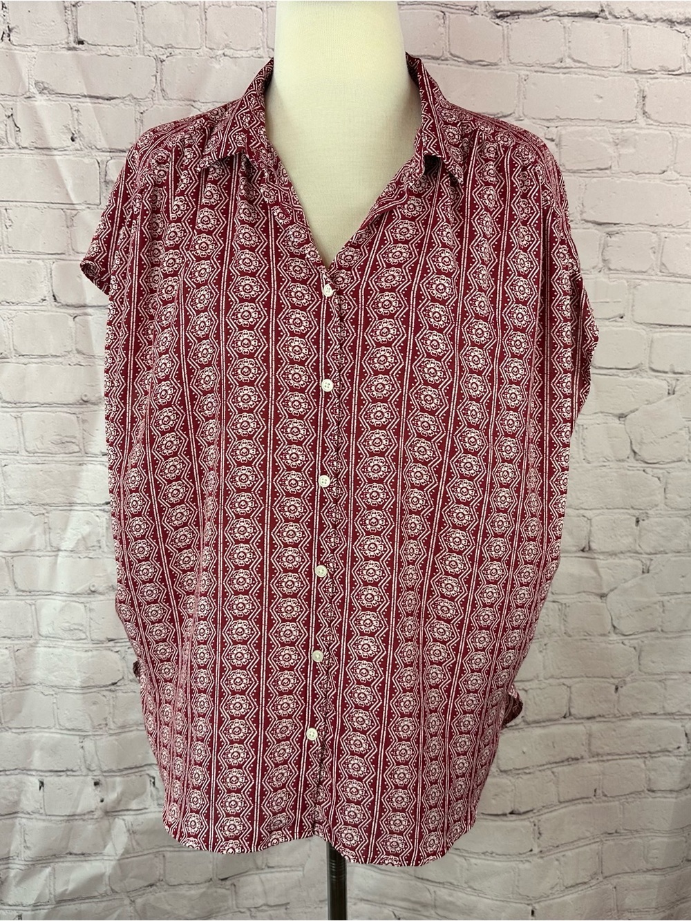 LOFT Red Geometric button up tunic women L polished office weekend layer classic